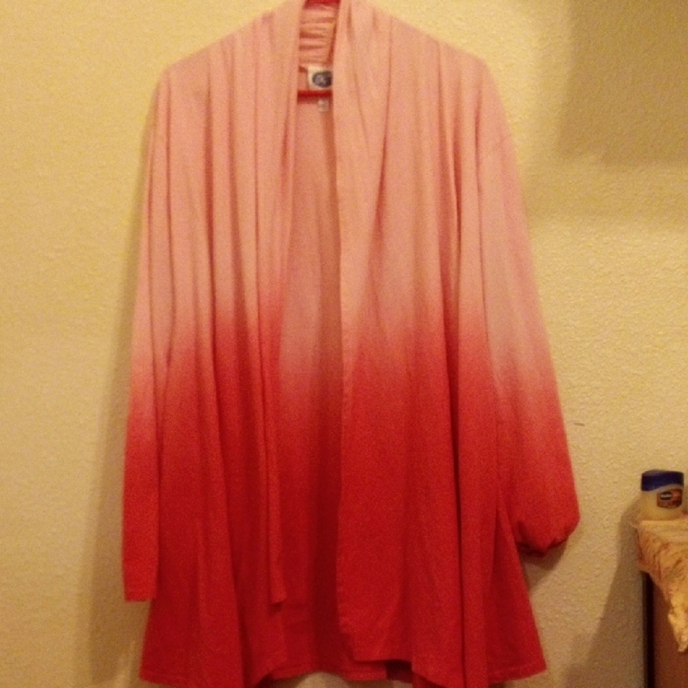DG2 by Diane Gilman Ombre Pink Cardigan - Picture 1 of 5